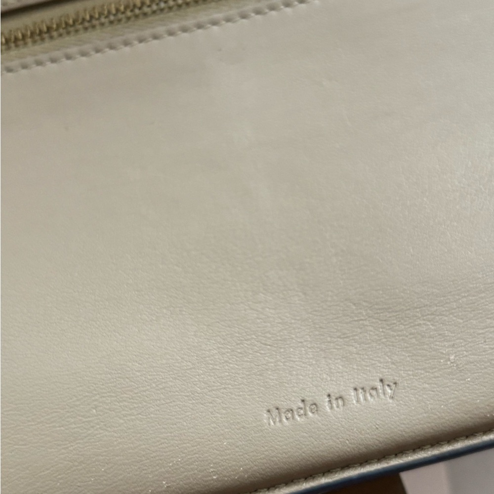 Large Celine French Leather Wallet - Picture 7 of 9